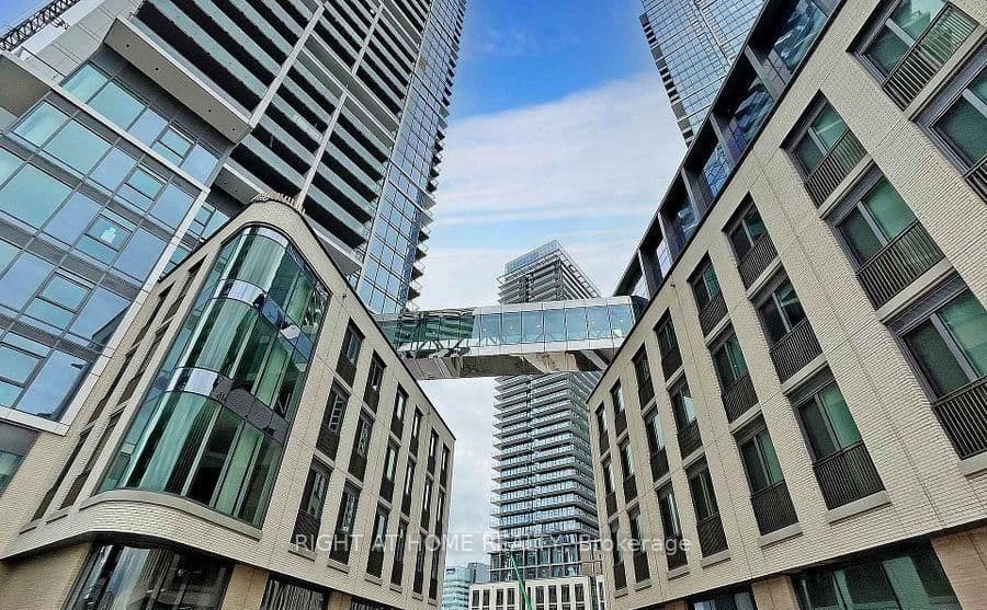 Jane Street in Vaughan · Vaughan Corporate Centre — photo 2
