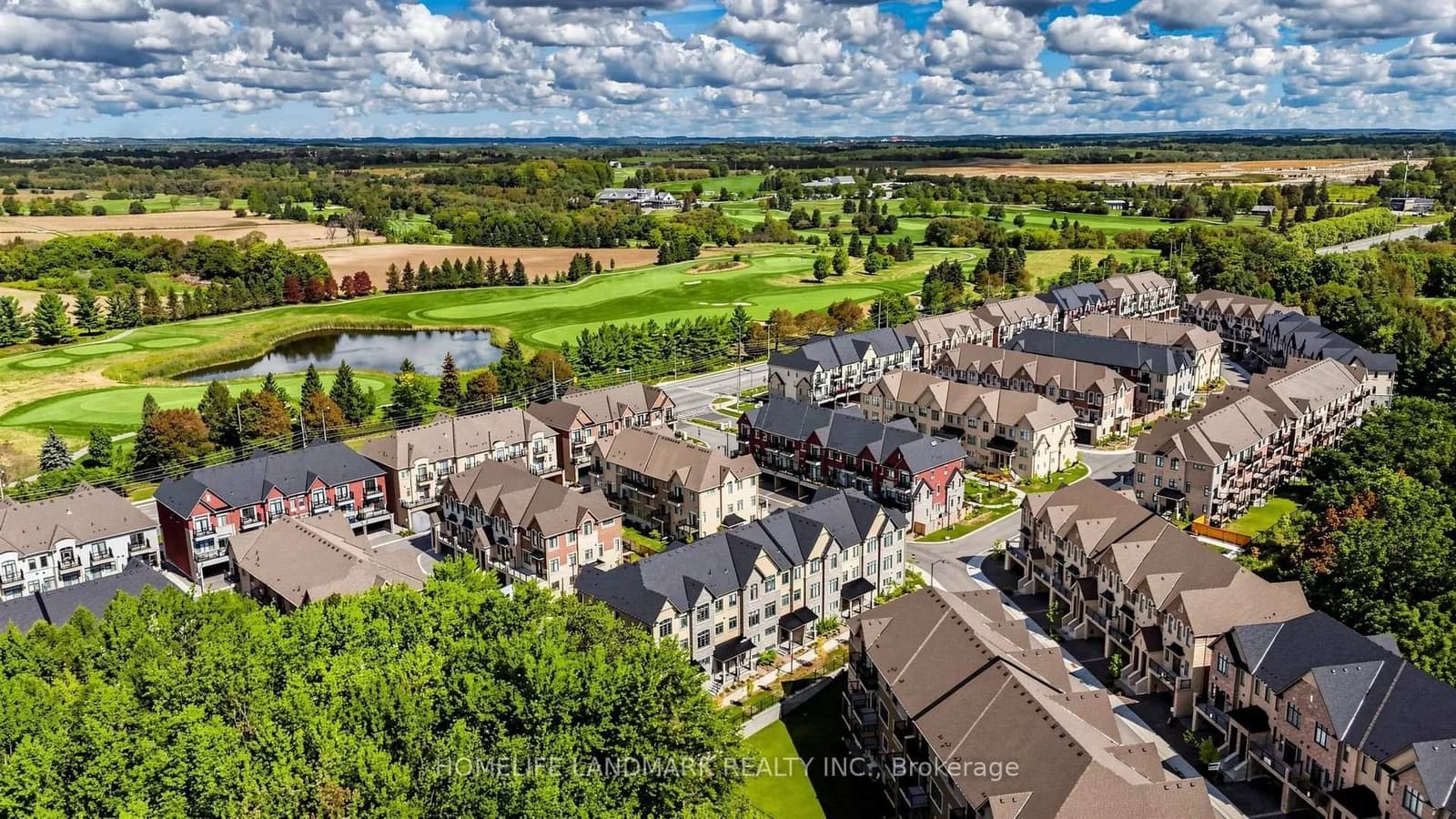 Photo of Gardenders Lane in Markham · Angus Glen