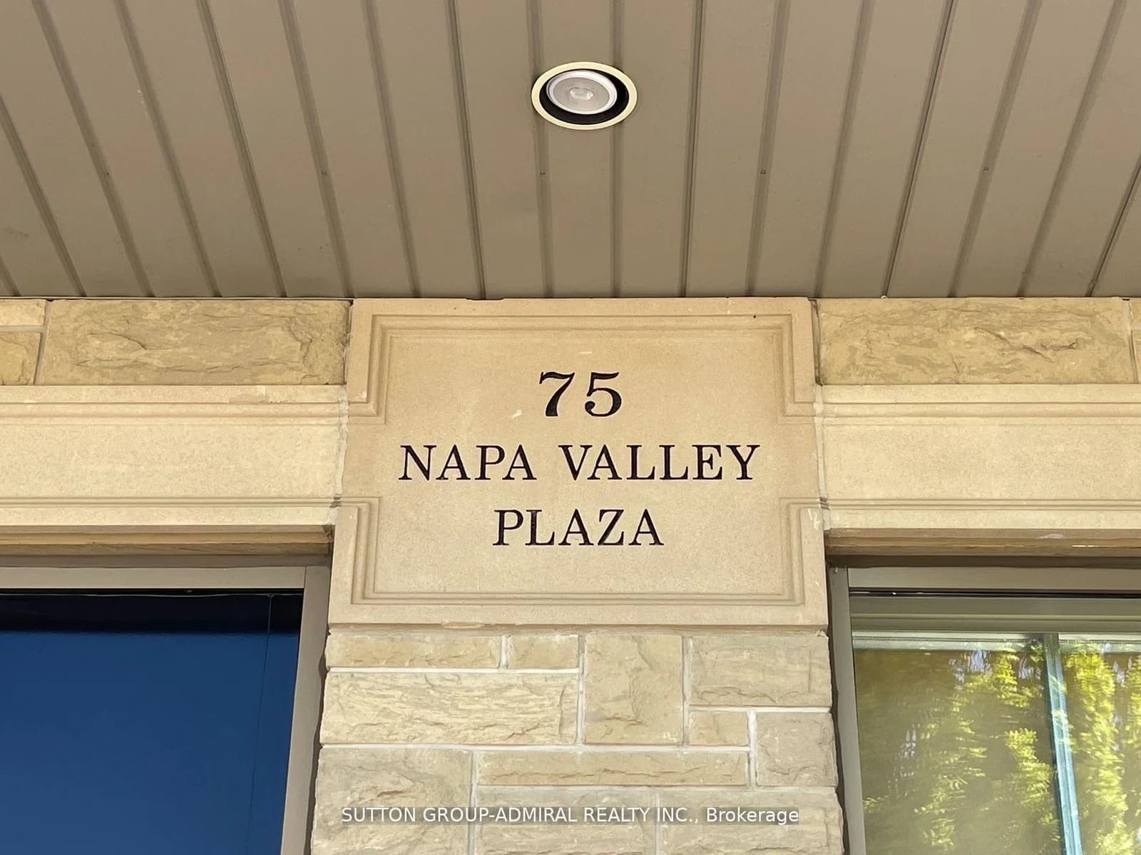 Photo of Napa Valley Avenue in Vaughan · Sonoma Heights