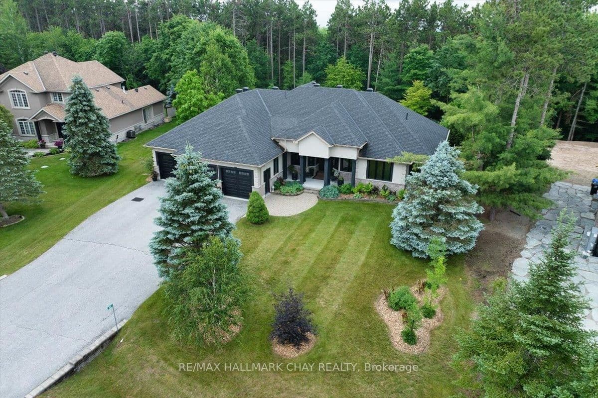 LUELLA Boulevard in Springwater · Anten Mills — photo 2