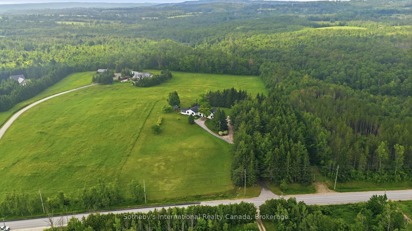 91 County Road in Clearview · Rural Clearview — photo 3