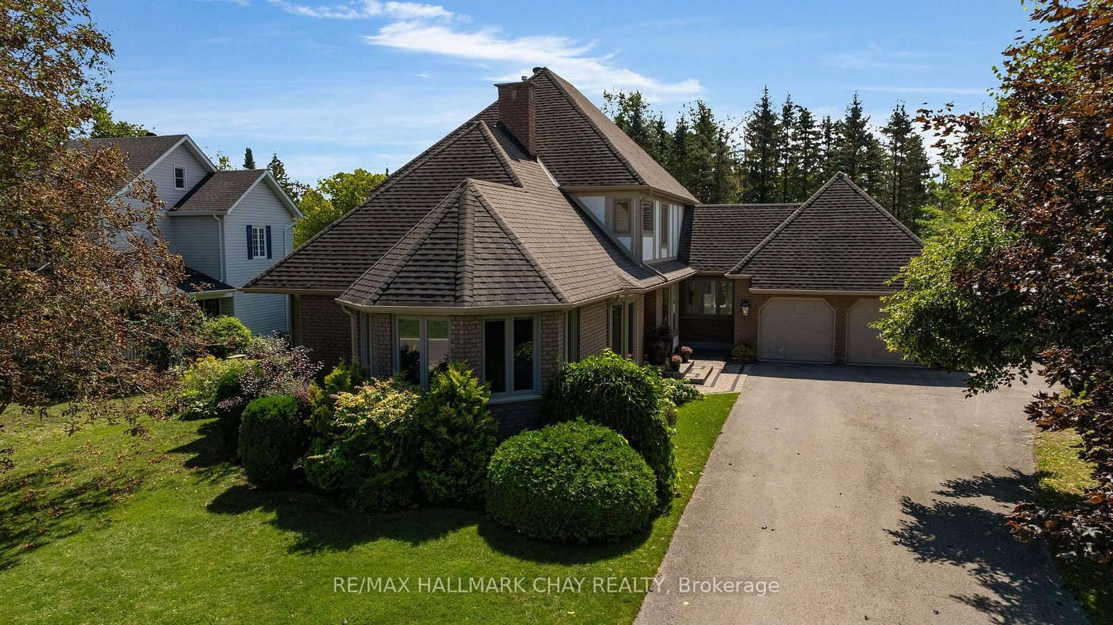 Photo of Howard Drive in Oro-Medonte · Rural Oro-Medonte