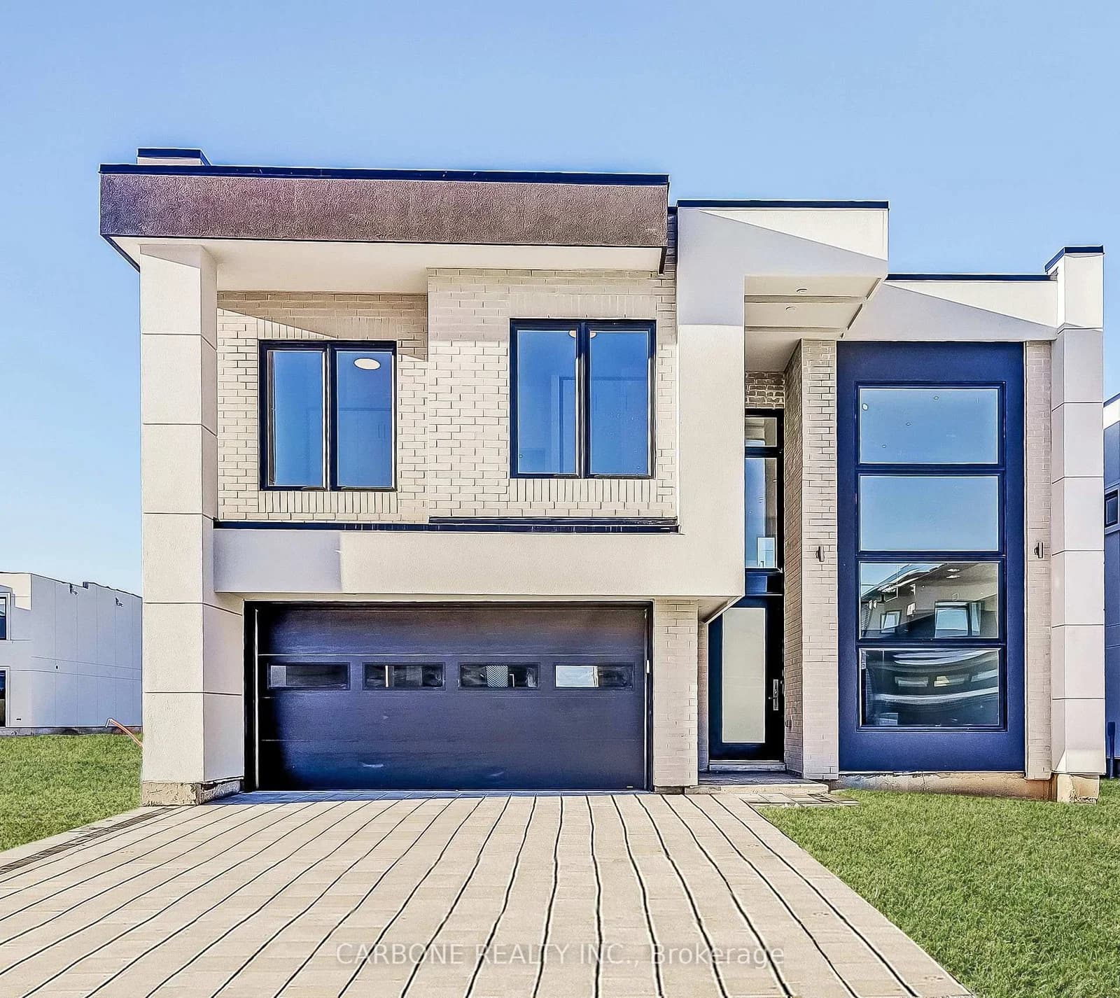 Photo of Sunbank Crescent in Severn · West Shore