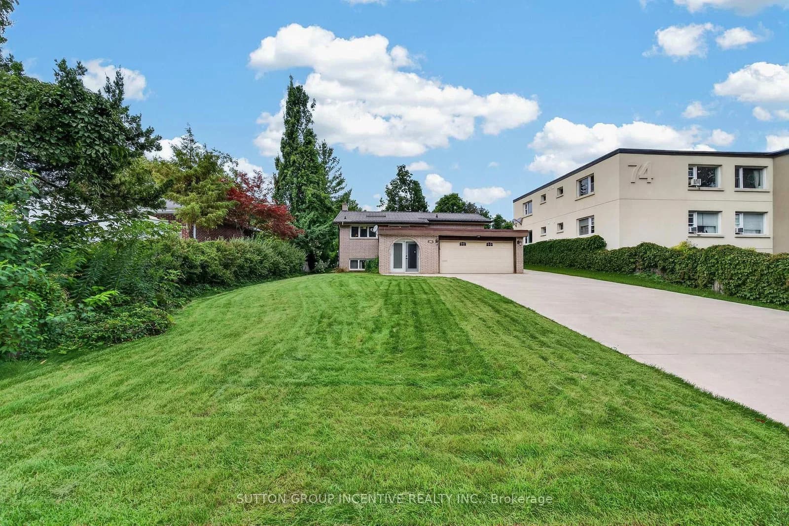 Shirley Avenue in Barrie · Sunnidale — photo 2