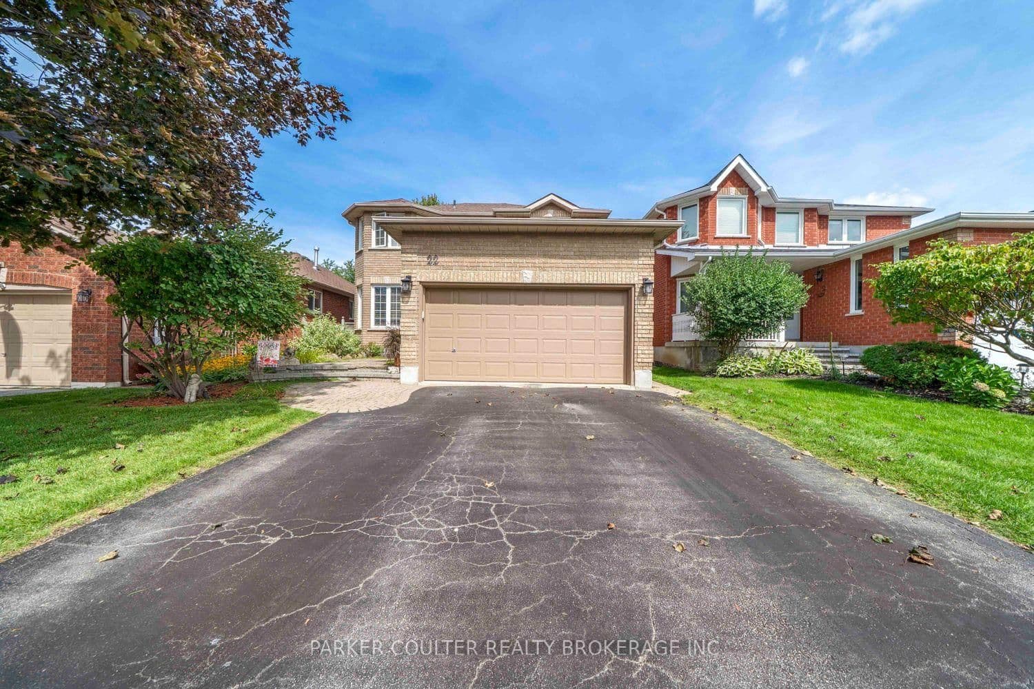 Taylor Drive in Barrie · Bayshore — photo 2