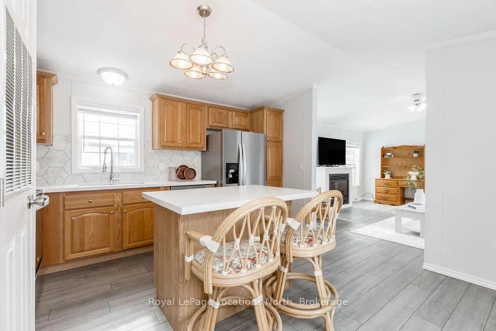 GEORGIAN GLEN Drive in Wasaga Beach · Wasaga Beach — photo 3