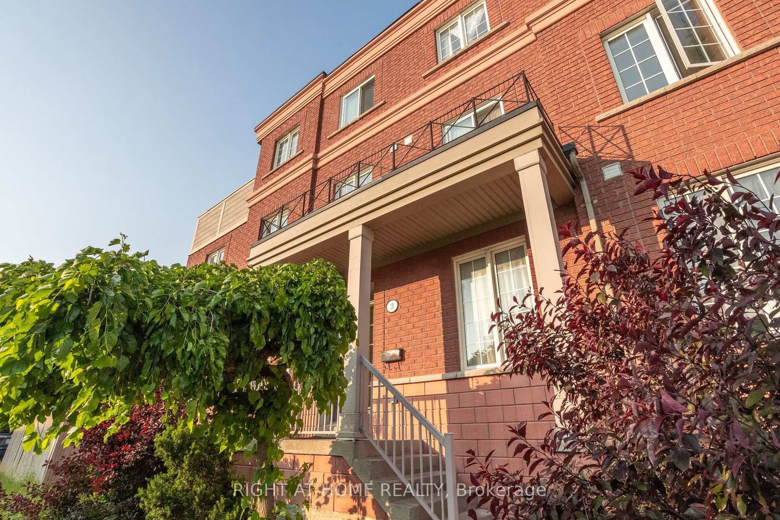 Photo of Herzberg Gardens in Toronto · York University Heights
