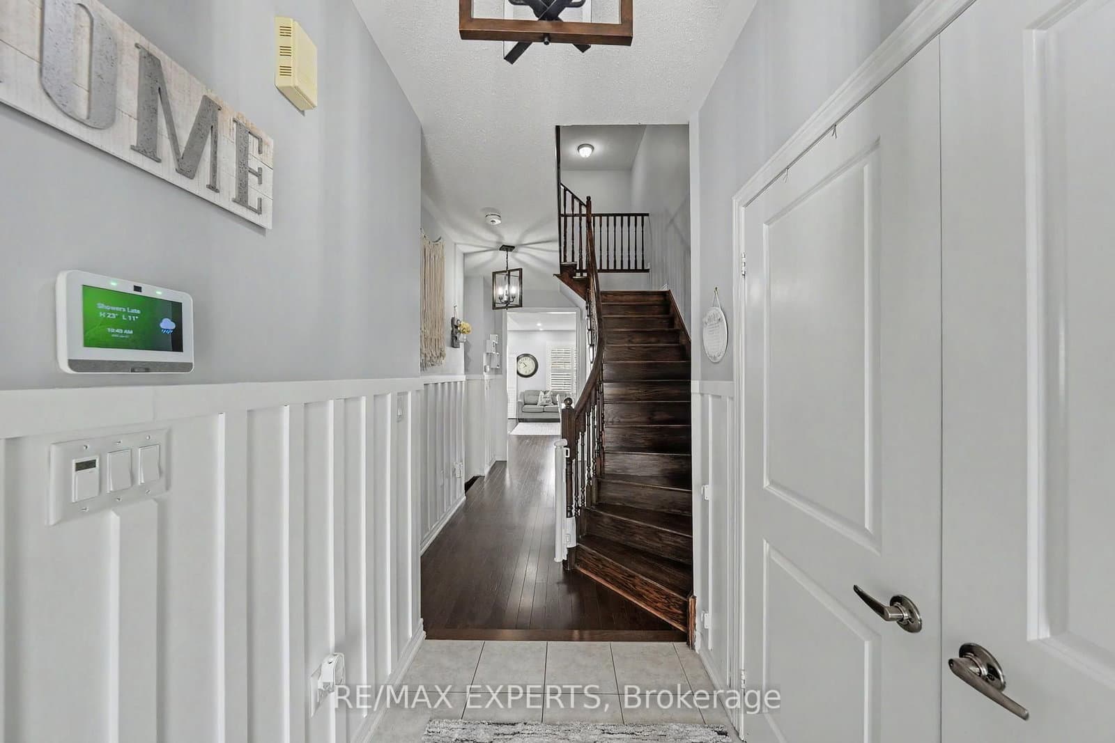 Morra Avenue in Caledon · Bolton East — photo 3