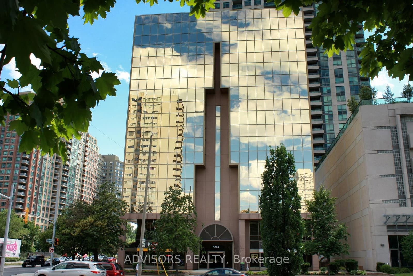 Hurontario Street in Mississauga · City Centre — photo 2
