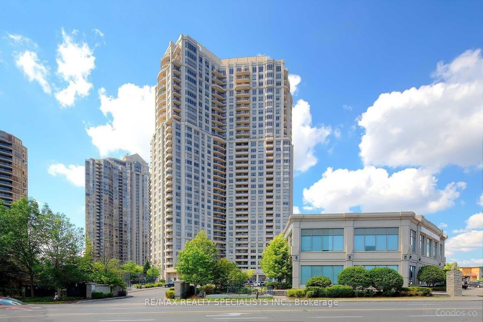 Photo of Kingsbridge Garden Circle in Mississauga · Hurontario