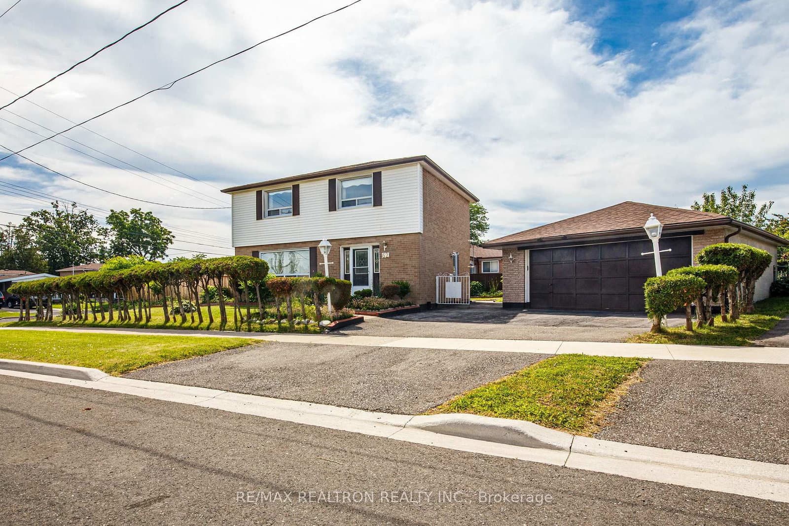 Photo of Hullmar Drive in Toronto · Black Creek