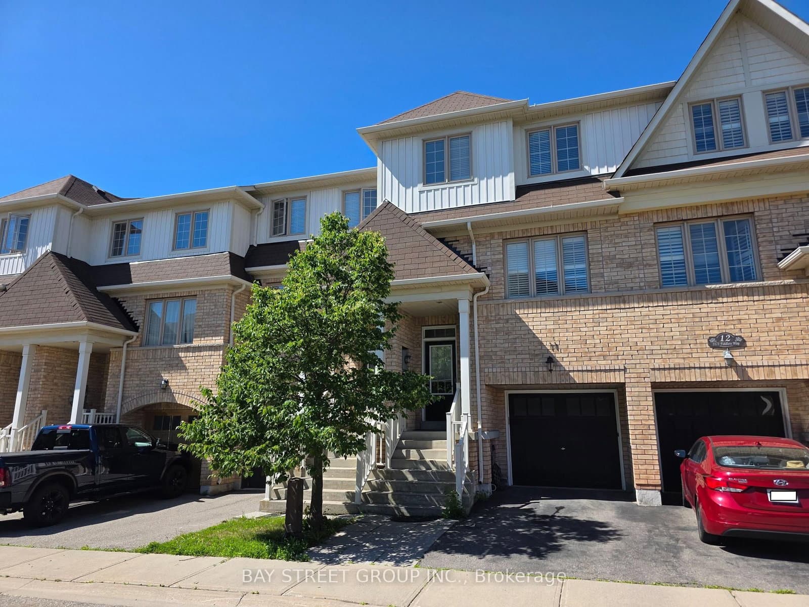 Photo of Fiddlers Way in Oakville · Westmount