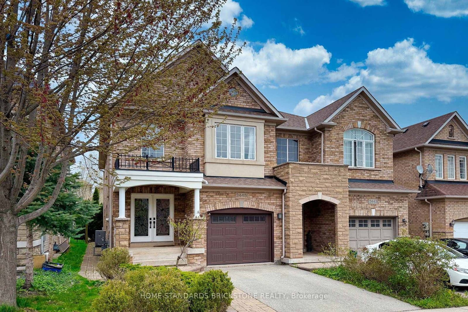 Felhaber Crescent in Oakville · Joshua Creek — photo 2