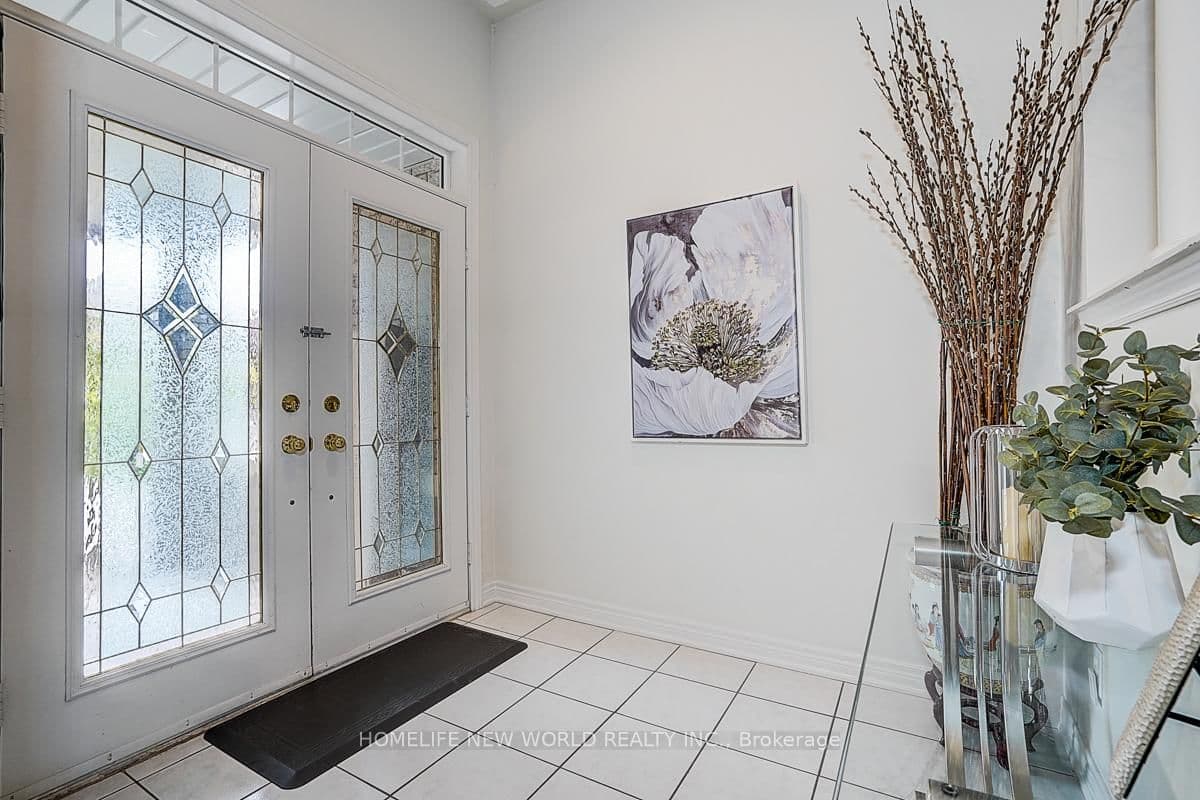 Woodfield Road in Oakville · River Oaks — photo 3