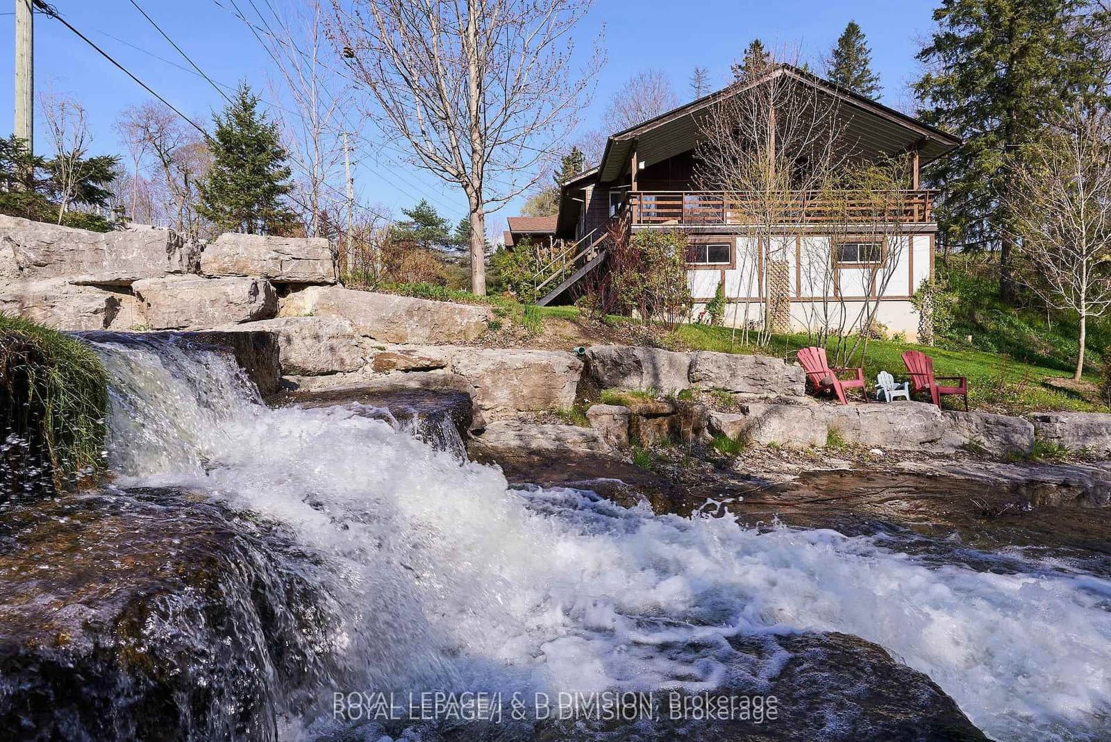 Guelph Line in Milton · Rural Milton West — photo 2