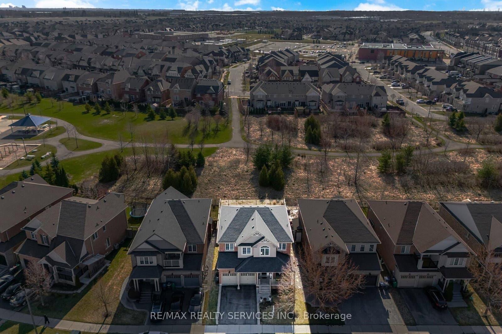 Twistleton Street in Caledon · Rural Caledon — photo 2