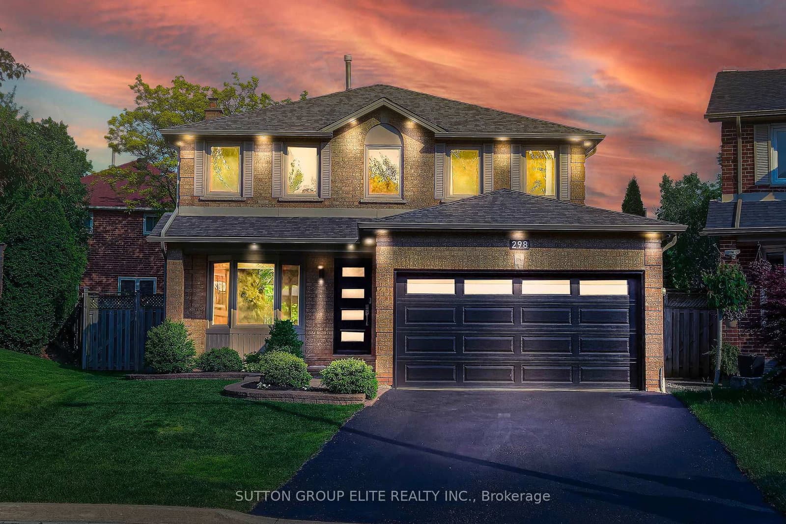 Fredericksburg Court in Mississauga · Rathwood — photo 2