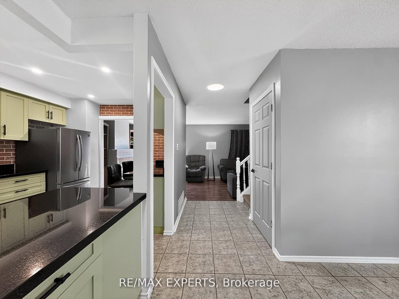 Sutter Avenue in Brampton · Heart Lake West — photo 3