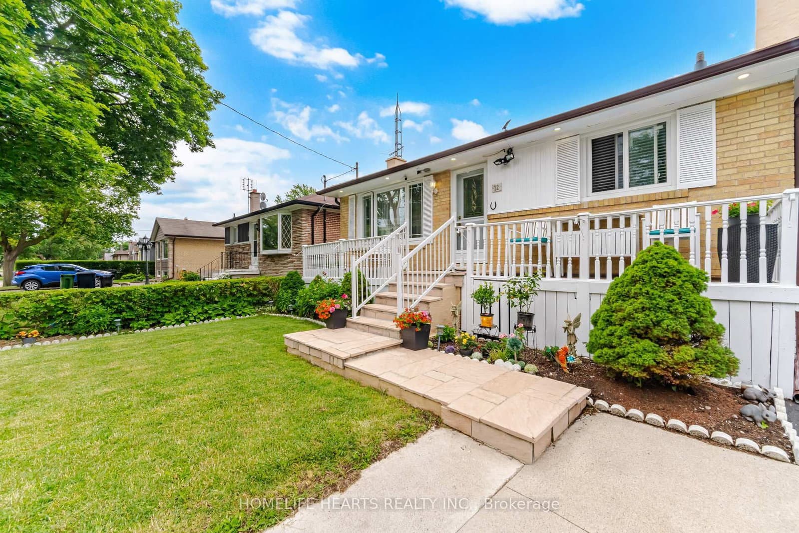 Photo of Jansusie Road in Toronto · West Humber-Clairville