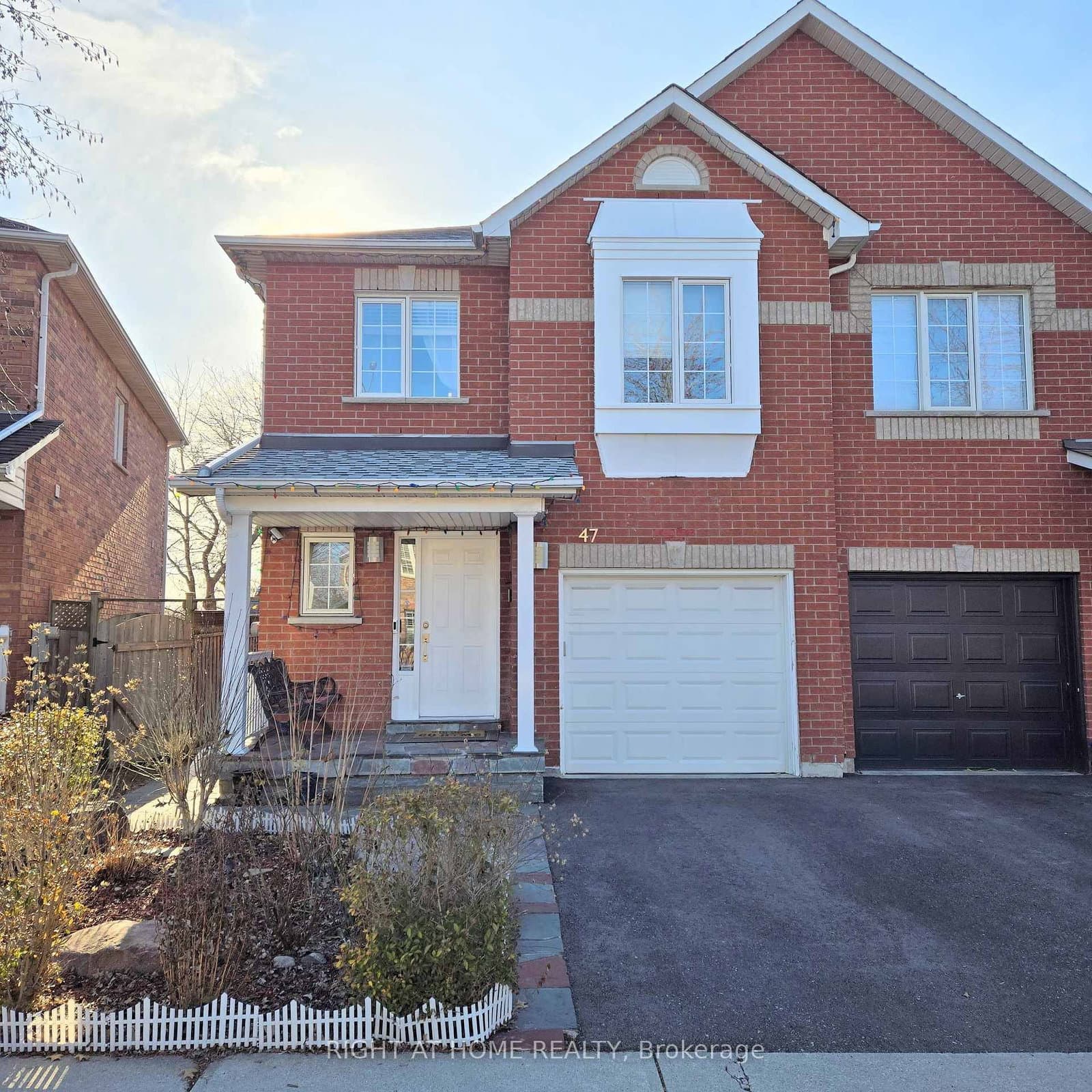 Photo of Mare Crescent in Toronto · West Humber-Clairville