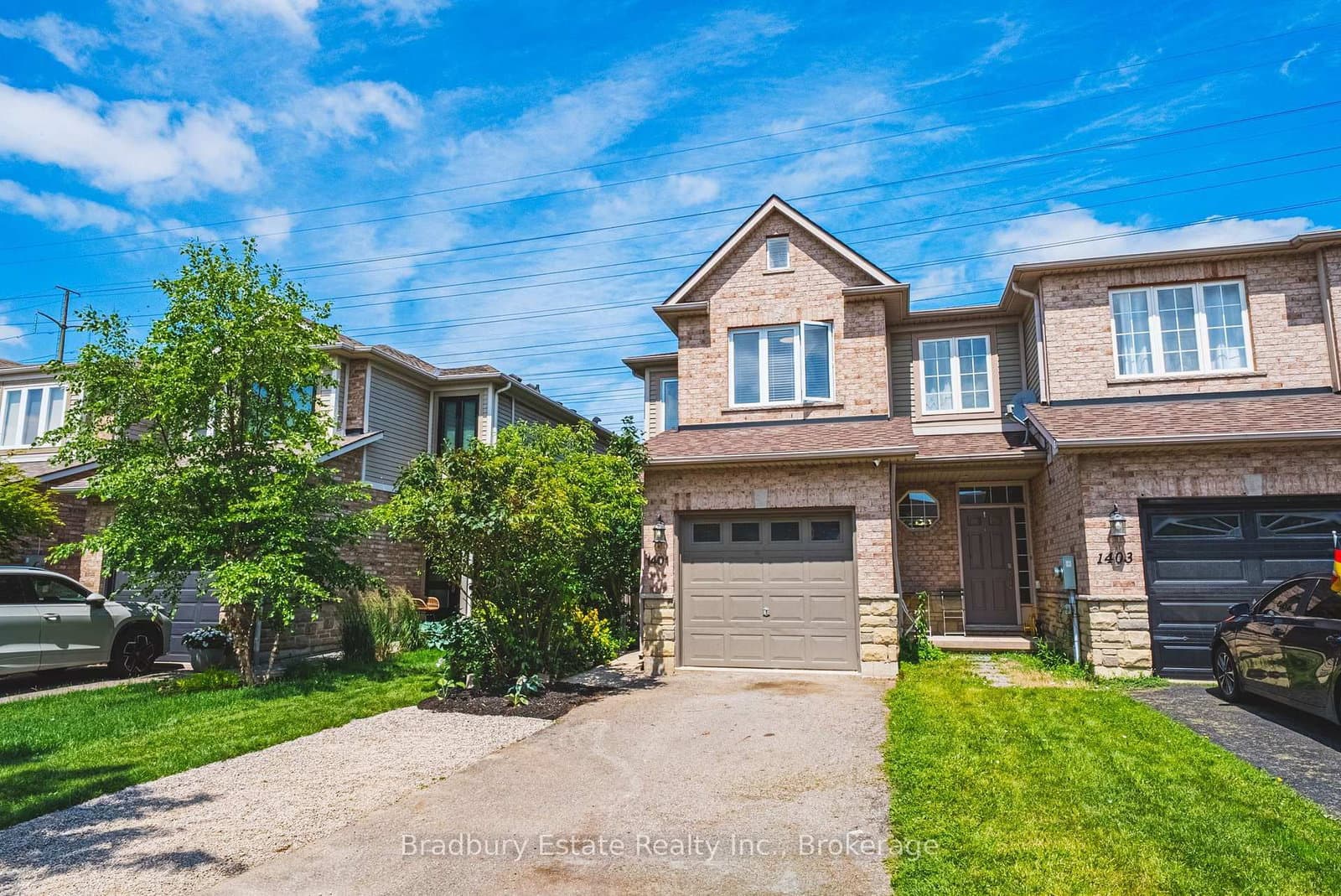 Photo of Treeland Street in Burlington · Freeman