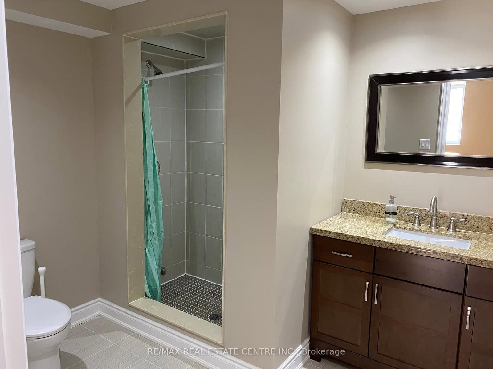 Valhalla Crescent in Mississauga · Churchill Meadows — photo 3