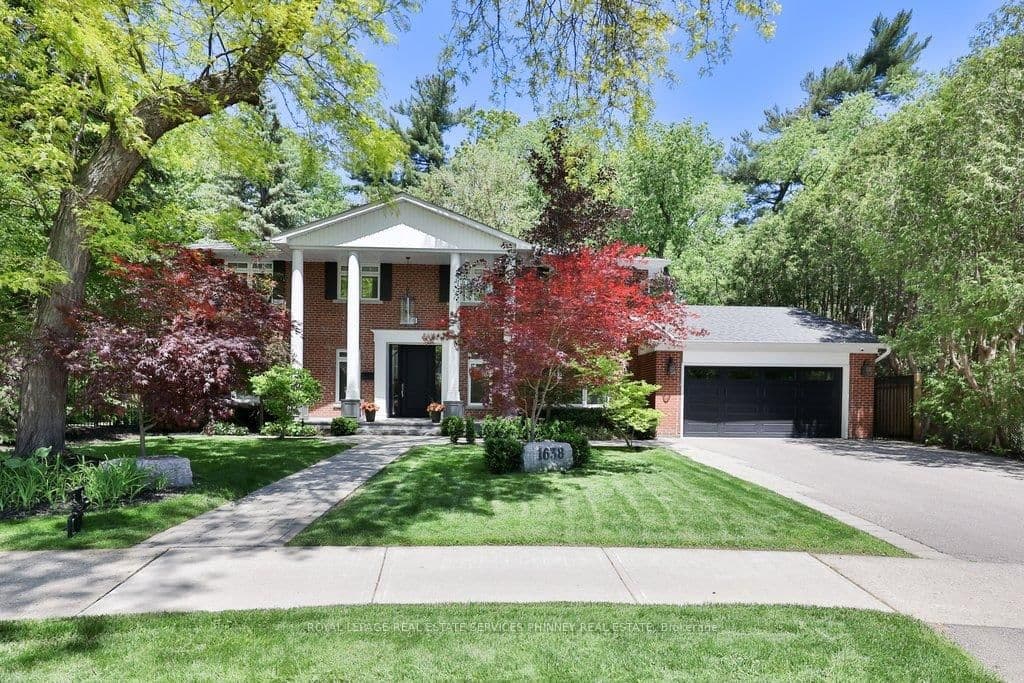 Photo of Ruscombe Close in Mississauga · Lorne Park
