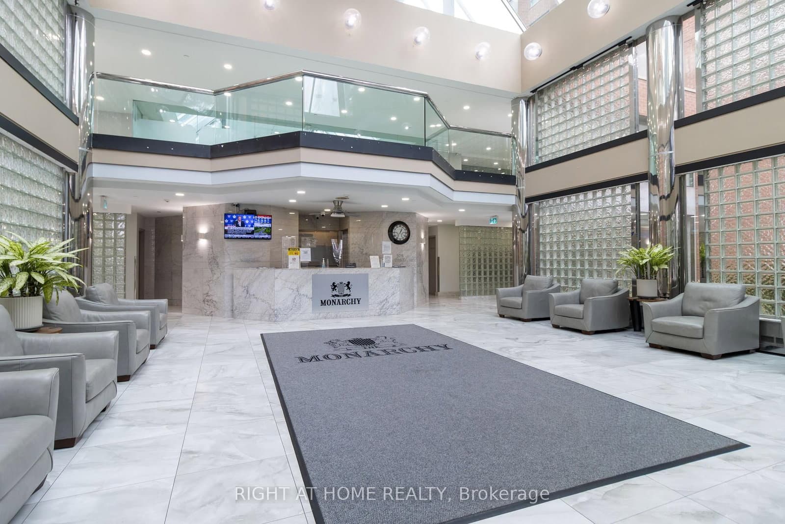 Webb Drive in Mississauga · City Centre — photo 3