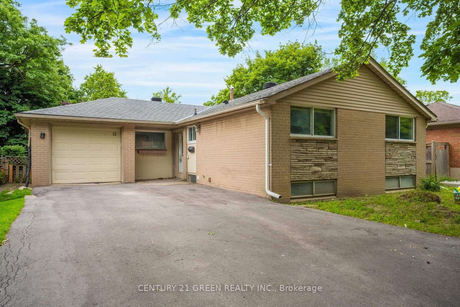 Burgby Avenue in Brampton · Northwood Park — photo 2