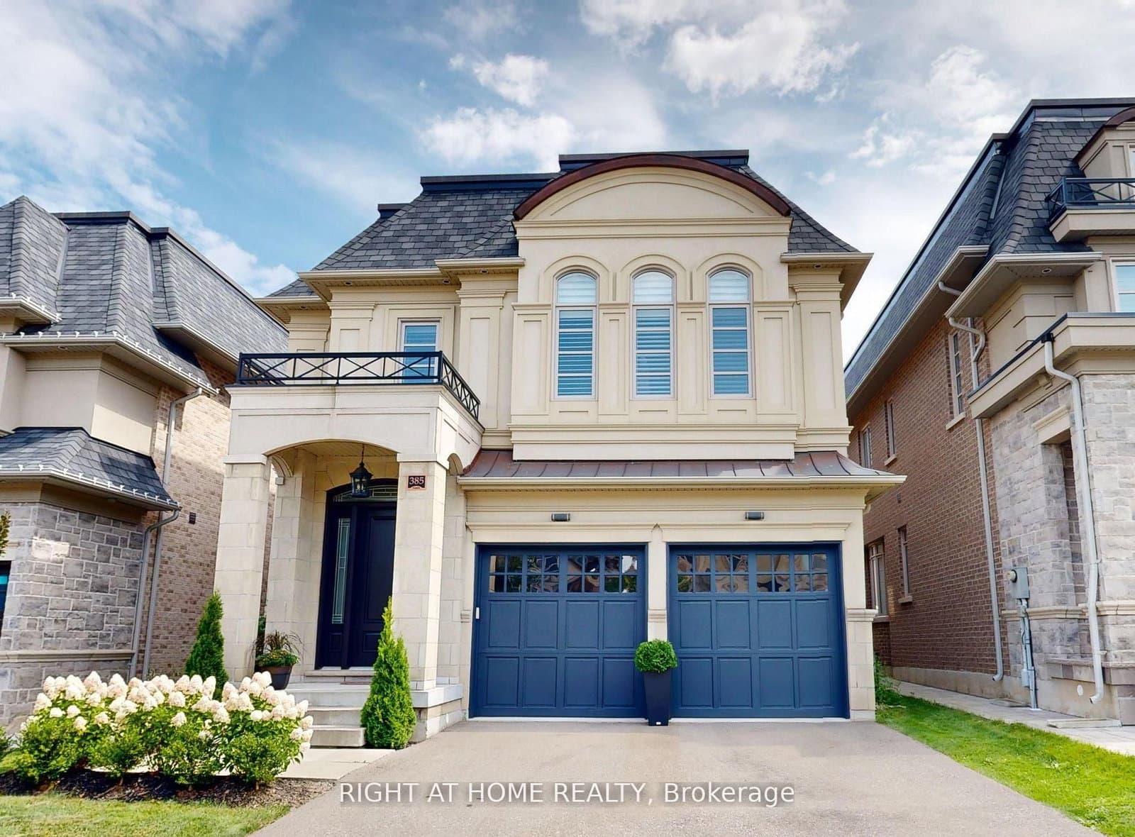 Photo of Tudor Avenue in Oakville · West