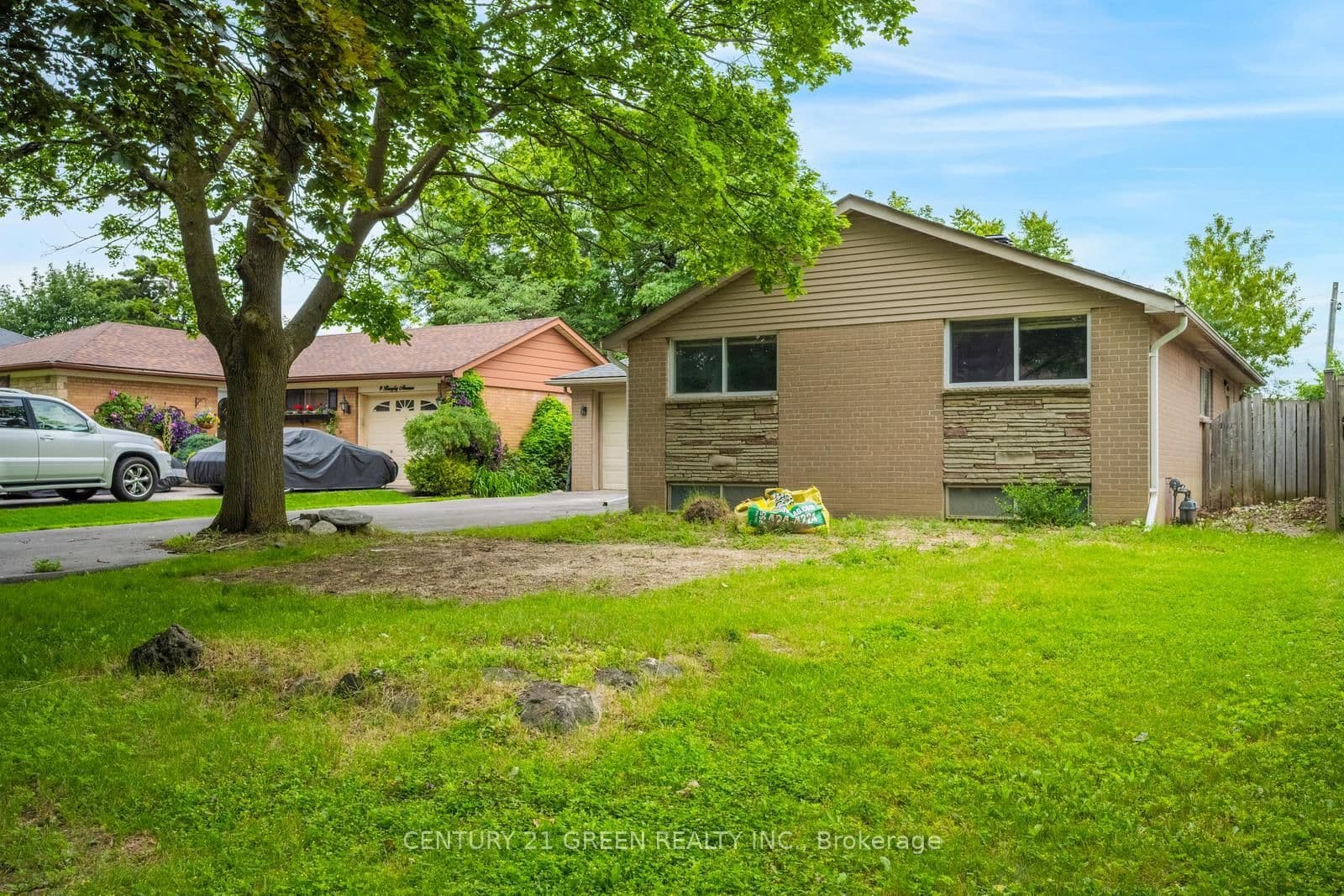 Burgby Avenue in Brampton · Northwood Park — photo 2
