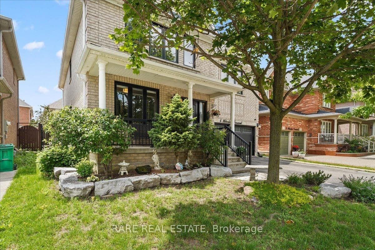 Hiberton Crescent in Brampton · Fletcher's Meadow — photo 3