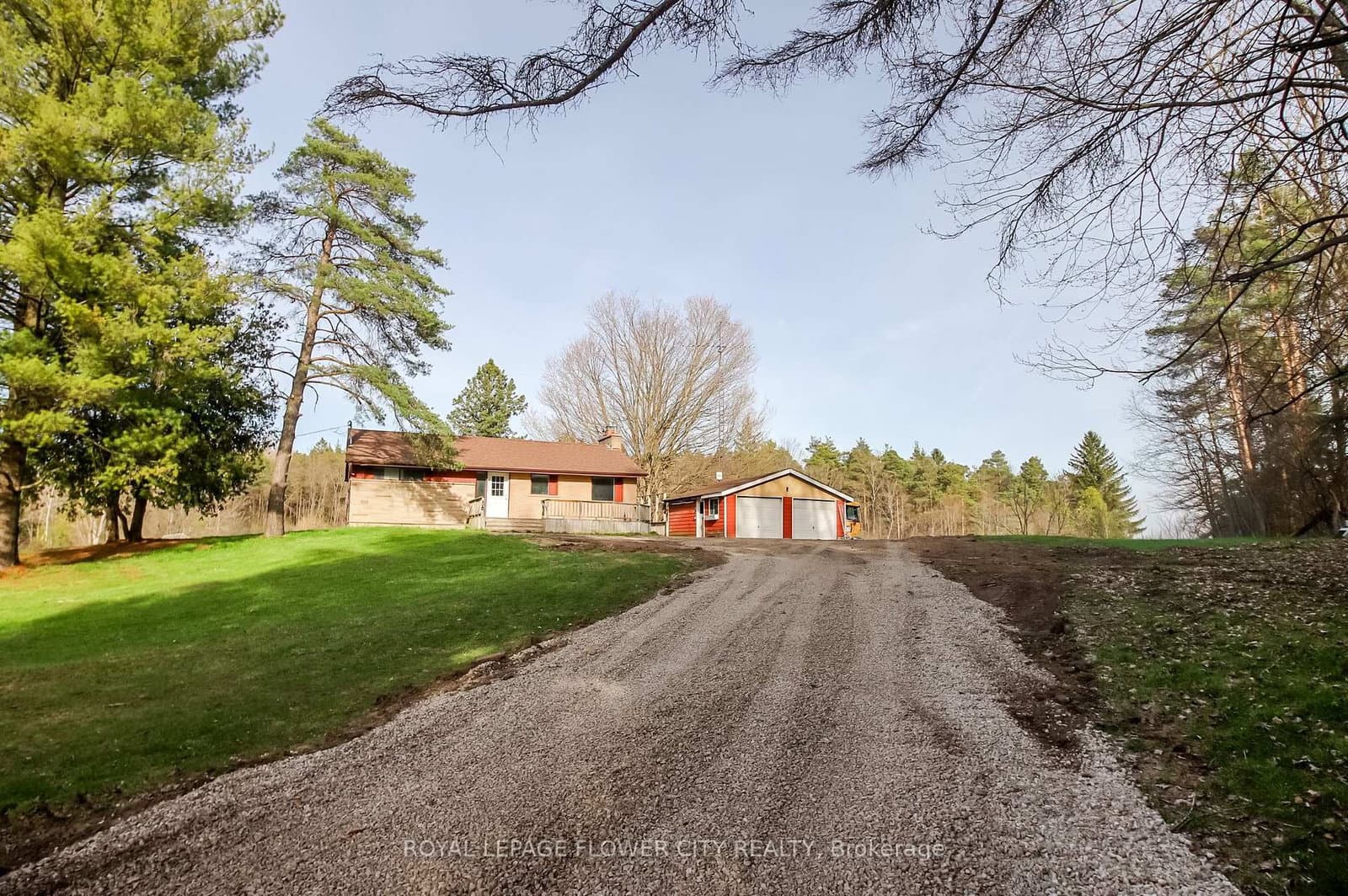Old Church Road in Caledon · Rural Caledon — photo 2