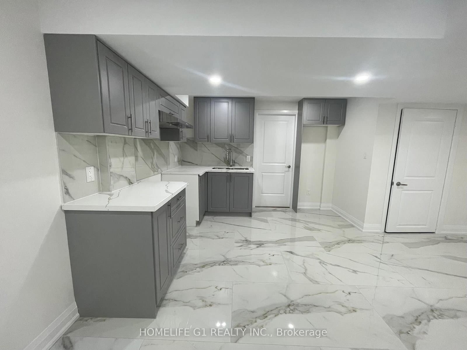 Lola Crescent in Brampton · Northwest Brampton — photo 3
