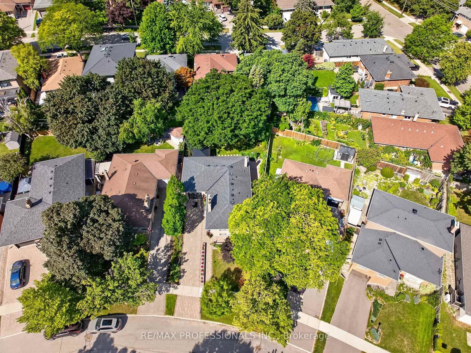Photo of Merrygale Crescent in Toronto · Eringate-Centennial-West Deane