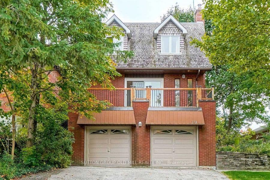 Photo of Cardell Avenue in Toronto · Humberlea-Pelmo Park W4