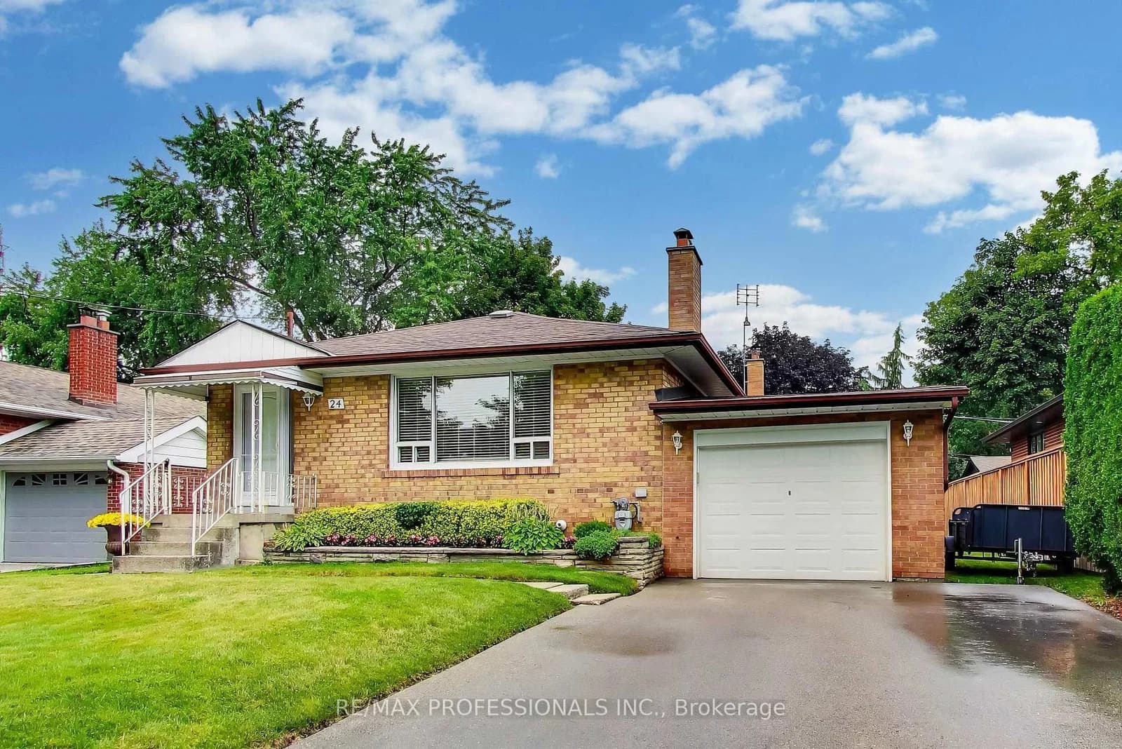 Photo of Beaverbrook Avenue in Toronto · Princess-Rosethorn