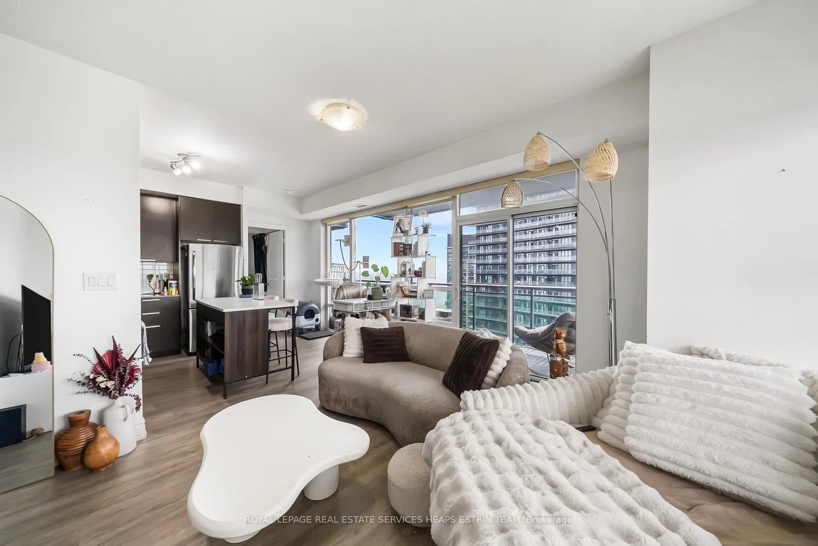 Photo of Brookers Lane in Toronto · Mimico