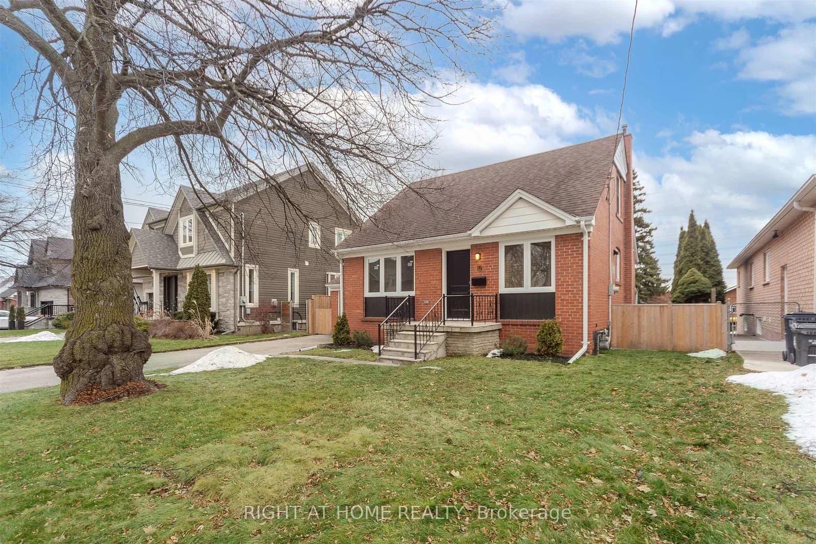 Elford Boulevard in Toronto · Stonegate-Queensway — photo 2
