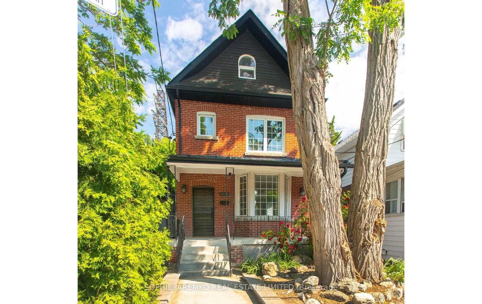 Photo of Eileen Avenue in Toronto · Rockcliffe-Smythe