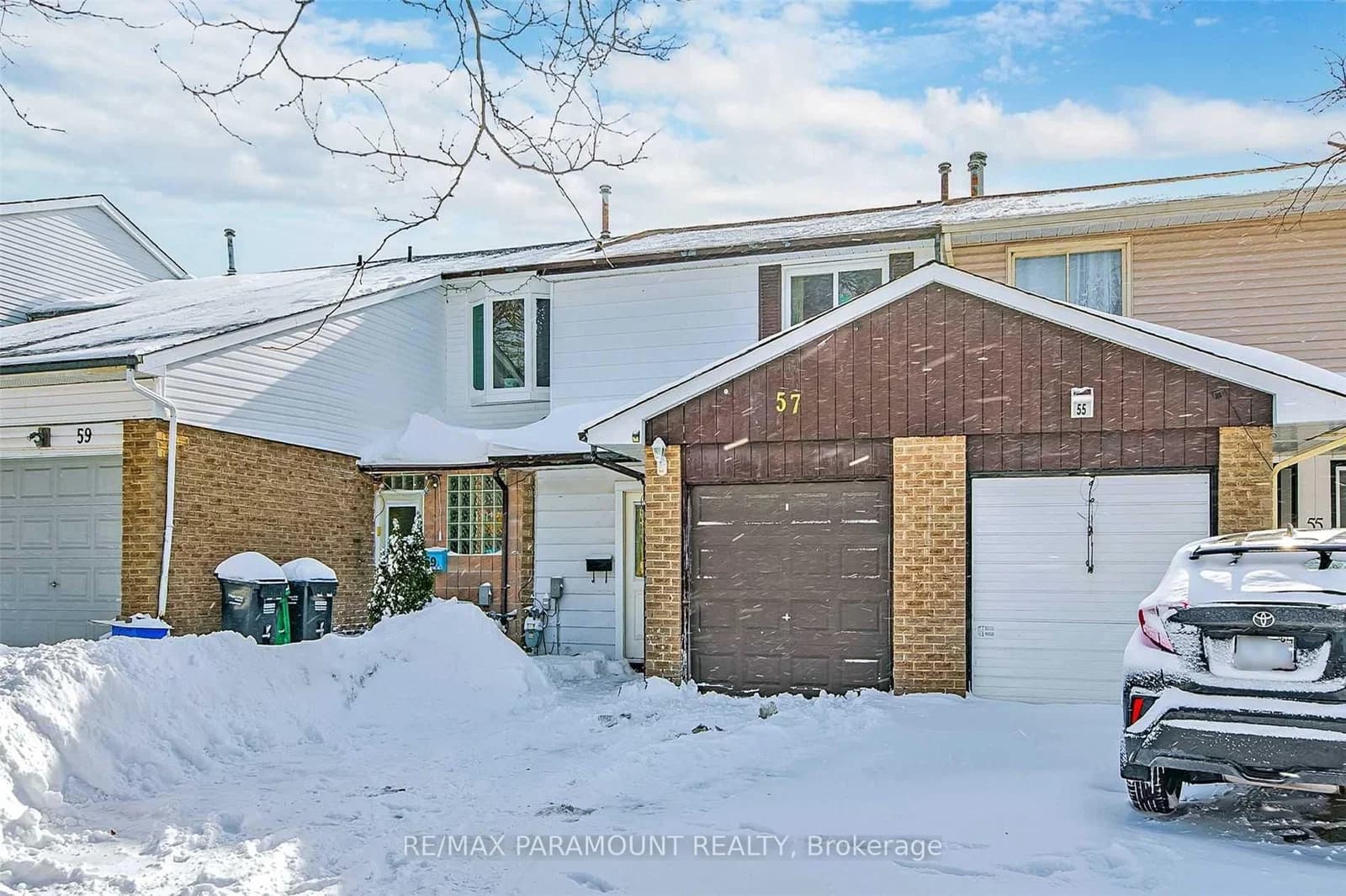 Royal Salisbury Way in Brampton · Madoc — photo 2