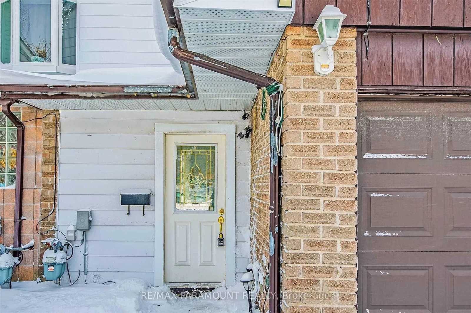 Royal Salisbury Way in Brampton · Madoc — photo 3