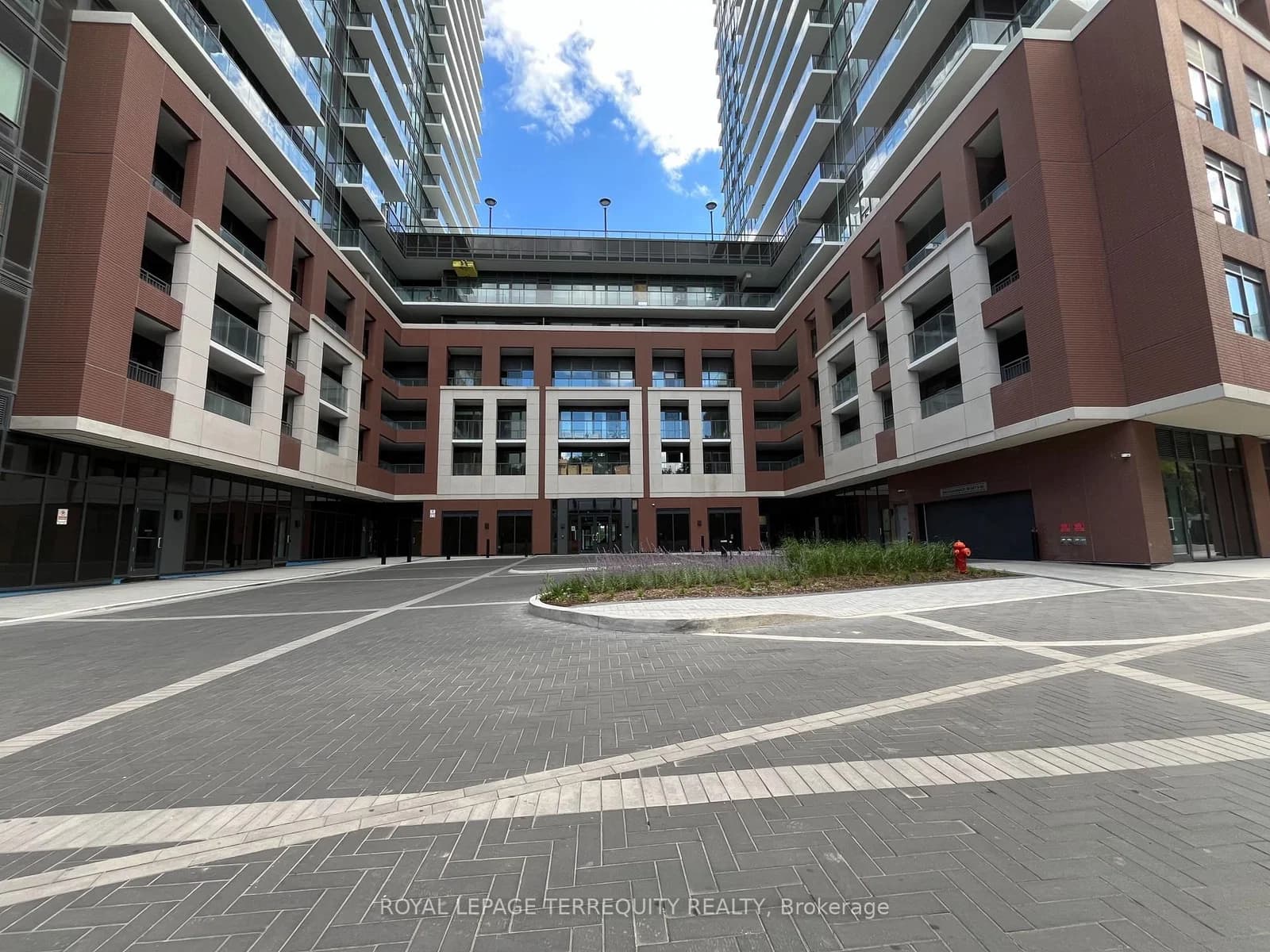 Eglinton Avenue in Toronto · Willowridge-Martingrove-Richview — photo 2