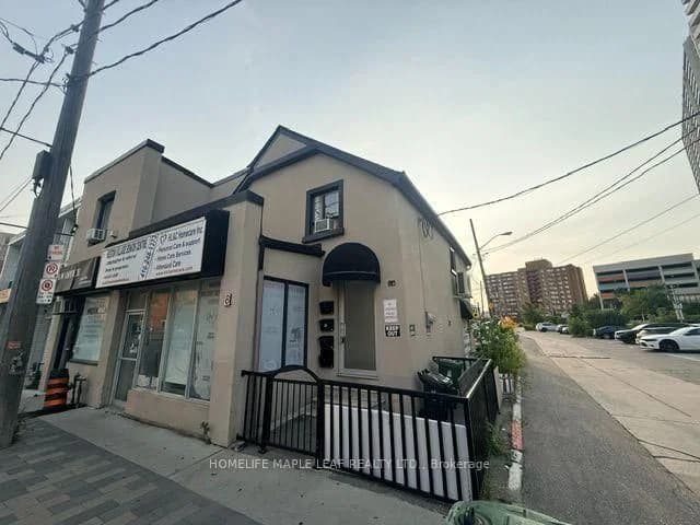 6-8 John Street in Toronto · Weston — photo 2