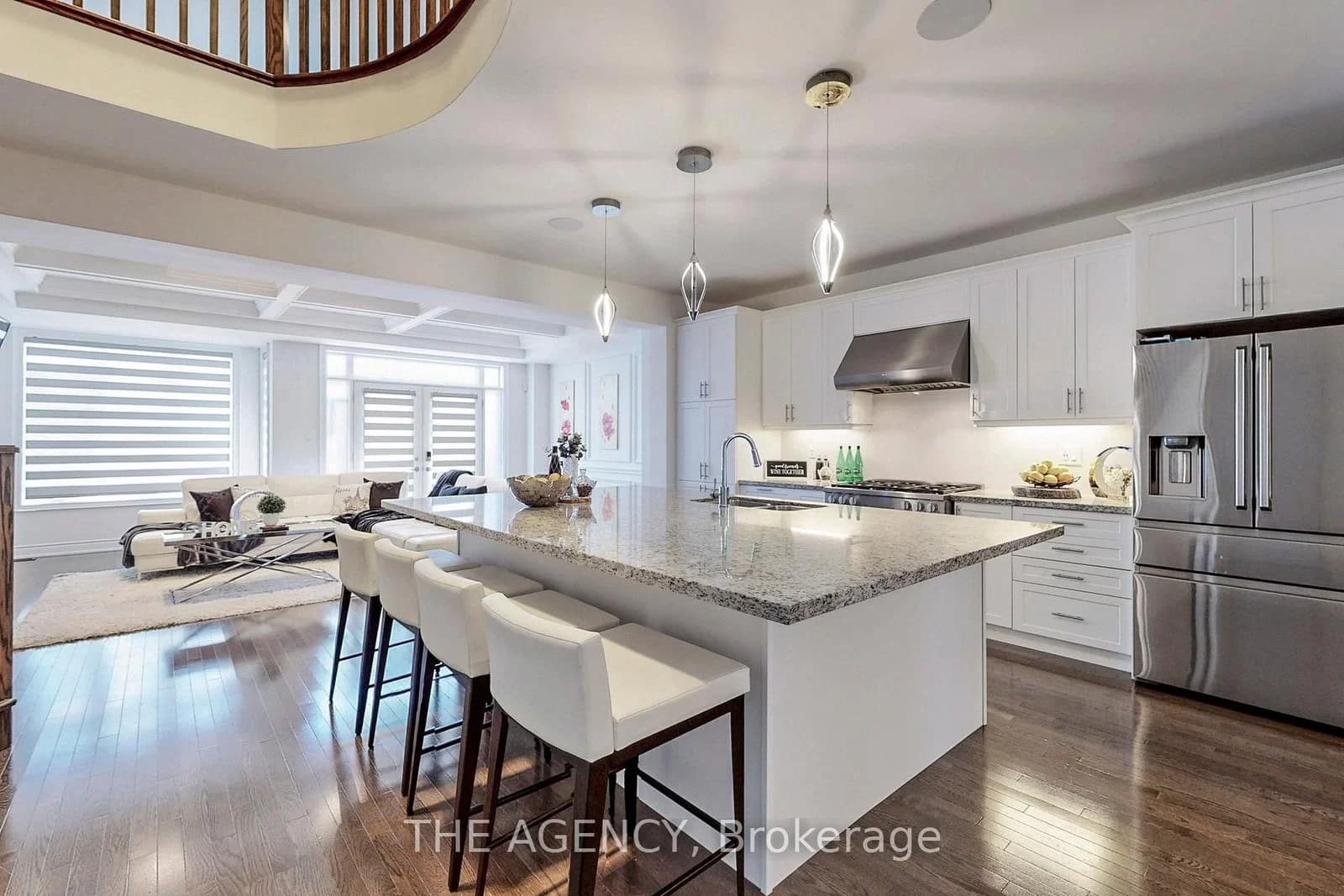 Kipling Grove Court in Toronto · Princess-Rosethorn — photo 2