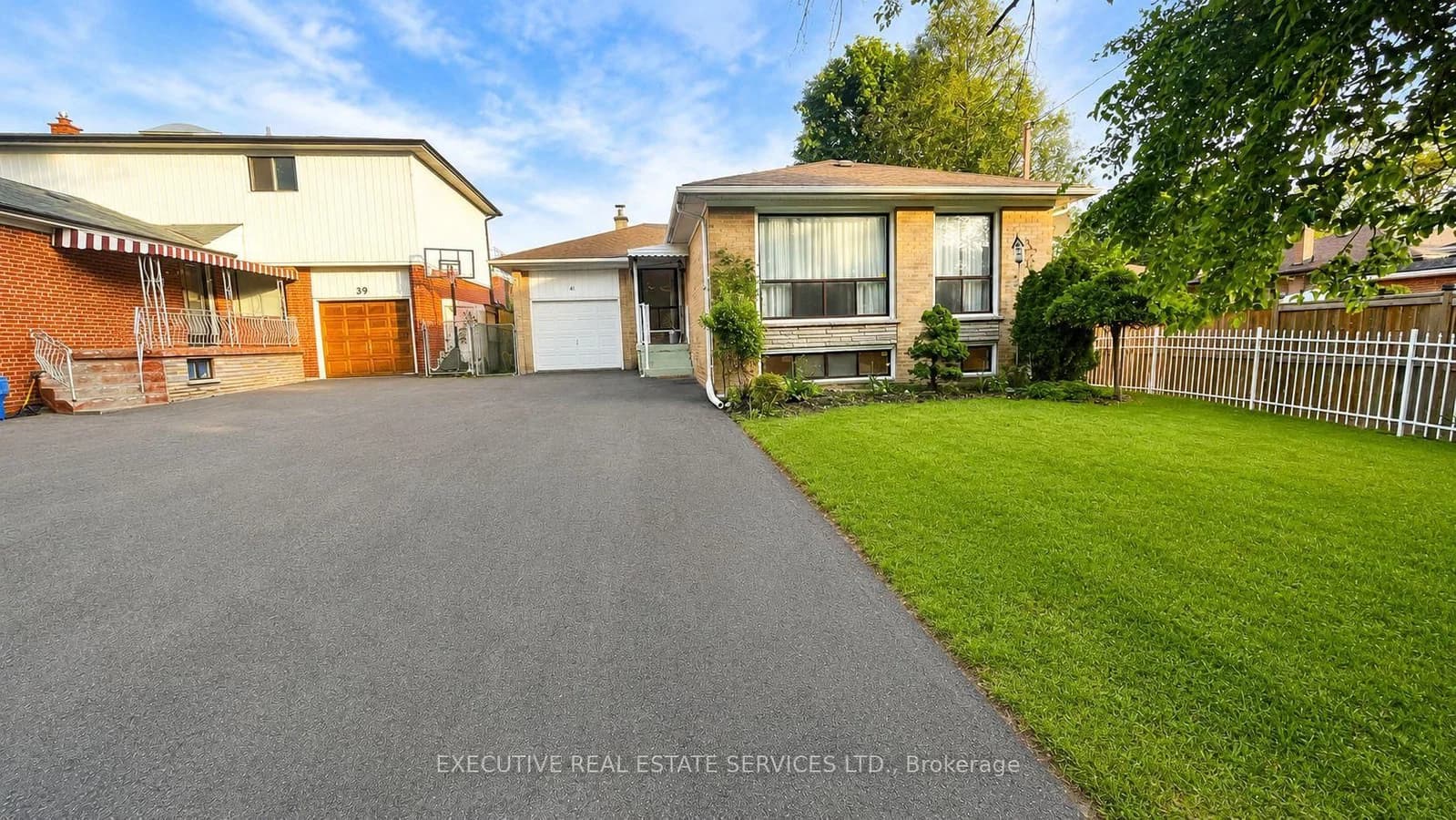 Photo of Ludgate Drive in Toronto · Rexdale-Kipling