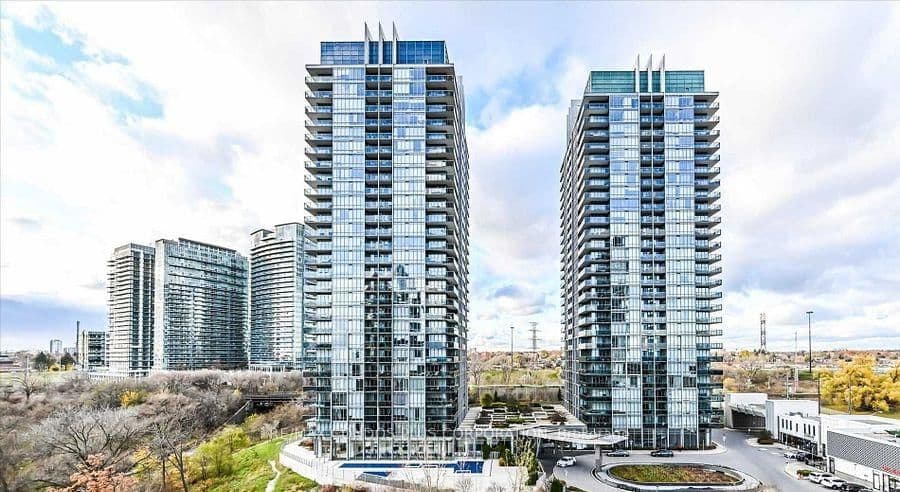 Photo of Park Lawn Road in Toronto · Mimico