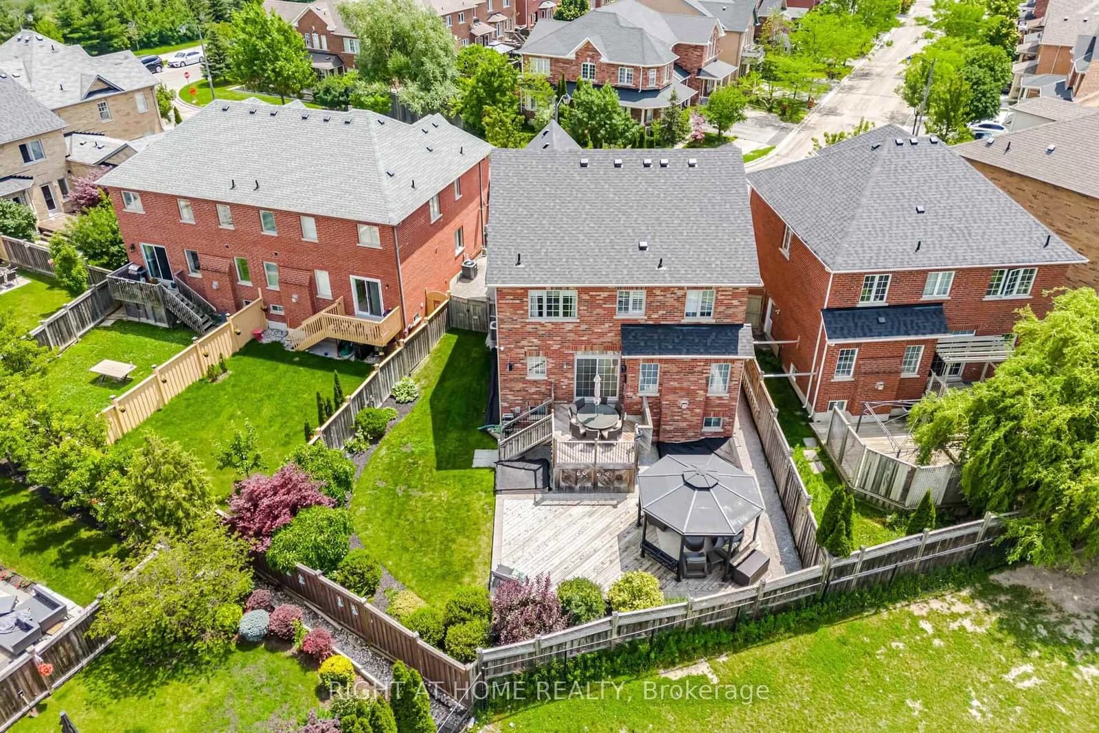 Chandler Crescent in Milton · Scott — photo 2