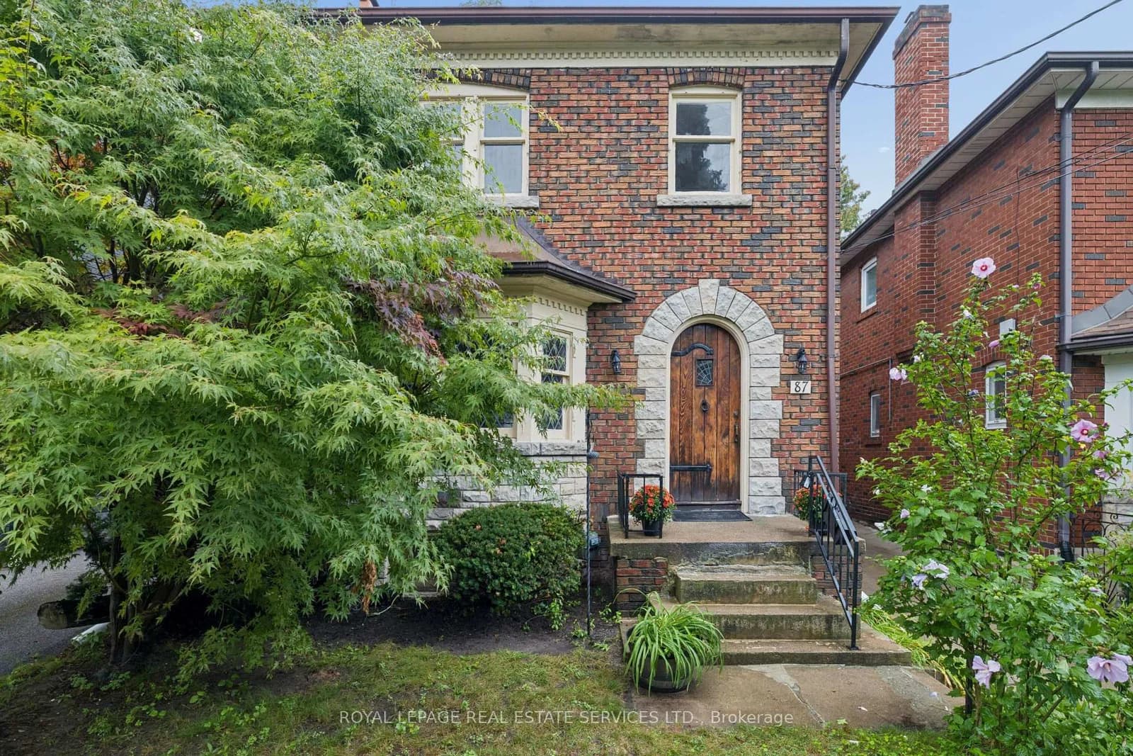 Photo of Riverview Gardens in Toronto · Lambton Baby Point
