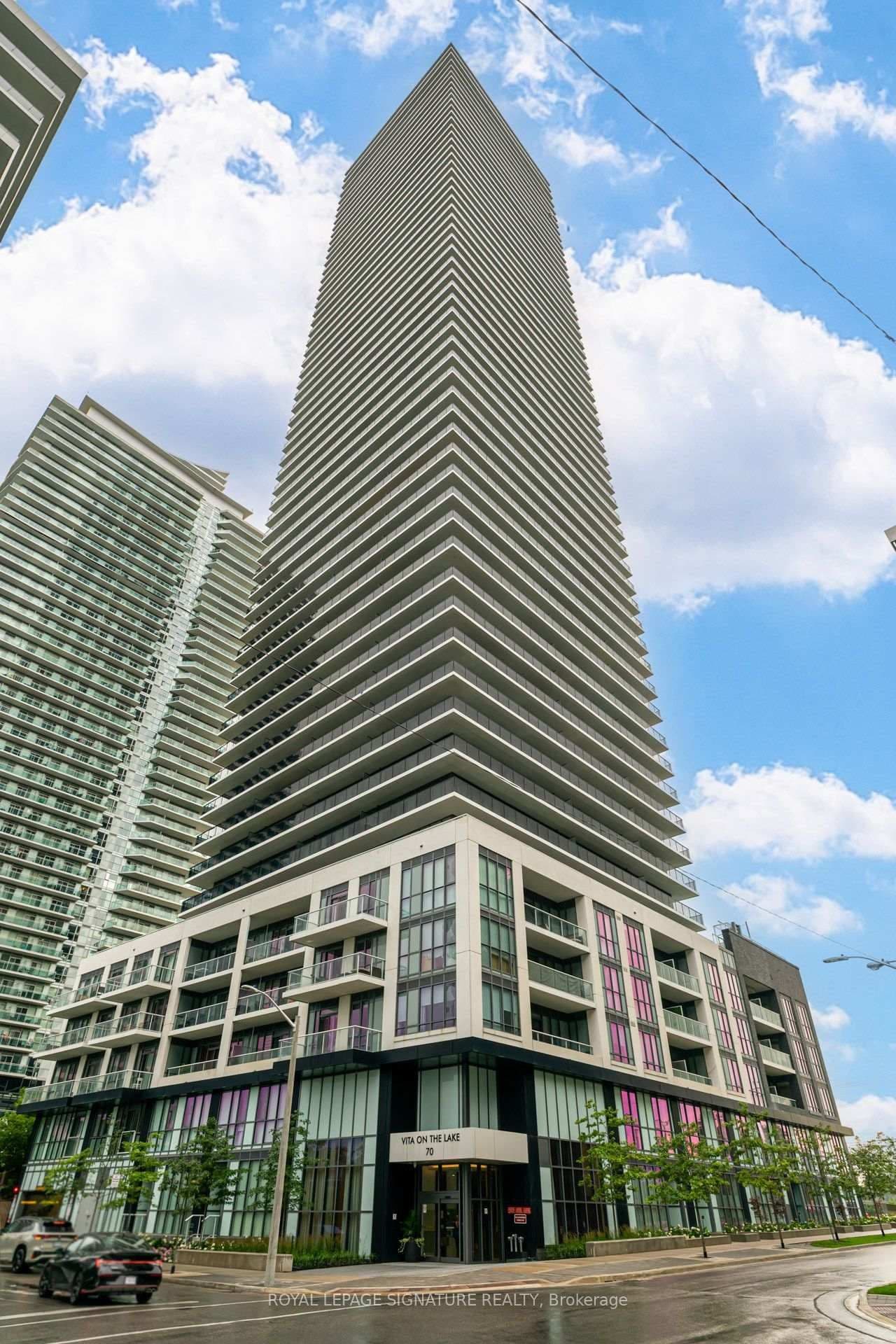 Annie Craig Drive in Toronto · Mimico — photo 2